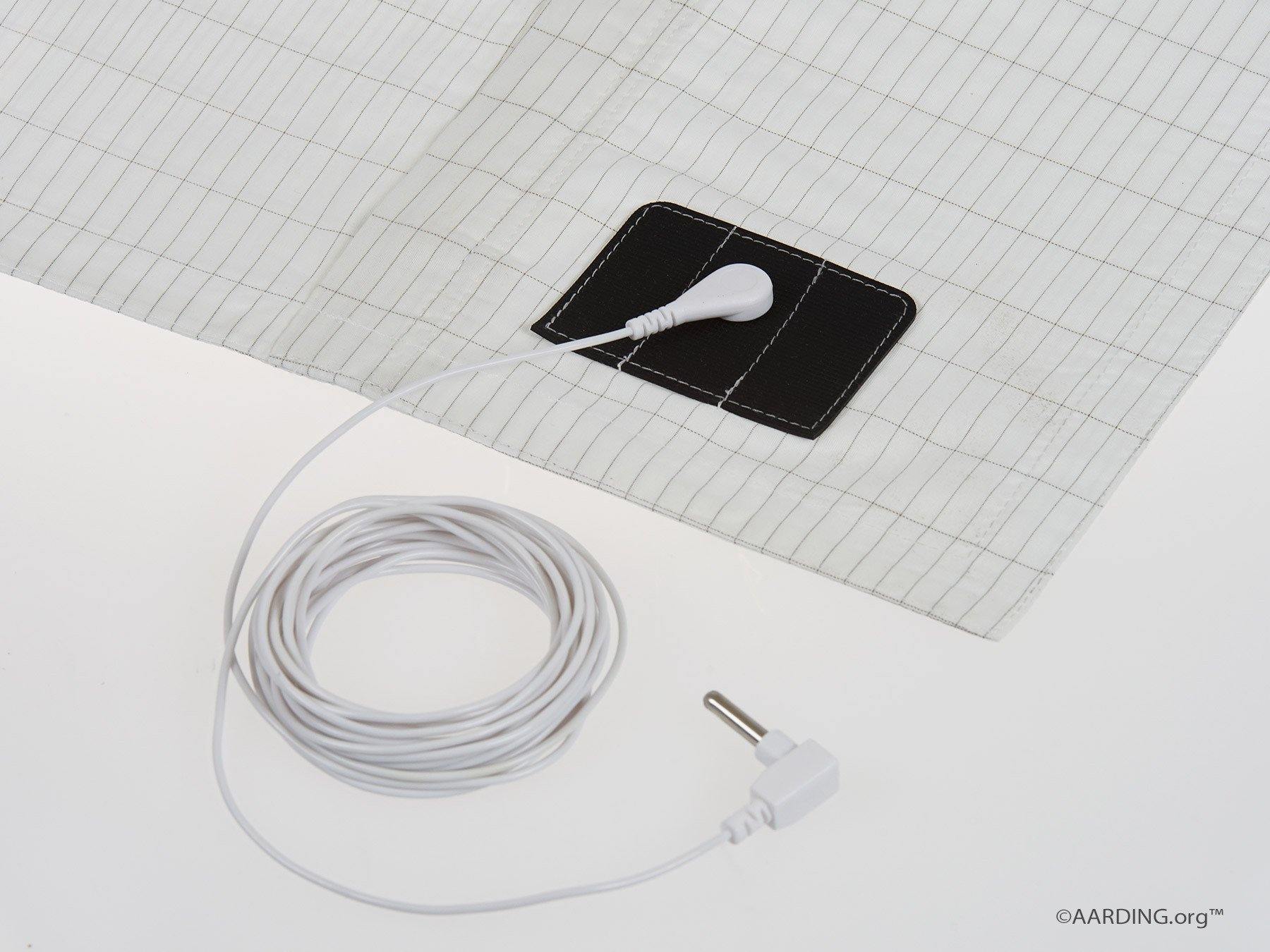 Grounding Half Sheet (flat) 1 or 2 persons 90 x 200cm (36" x 80") + 2 x 55cm (22"), incl. cable 5m and adapter - Image 8