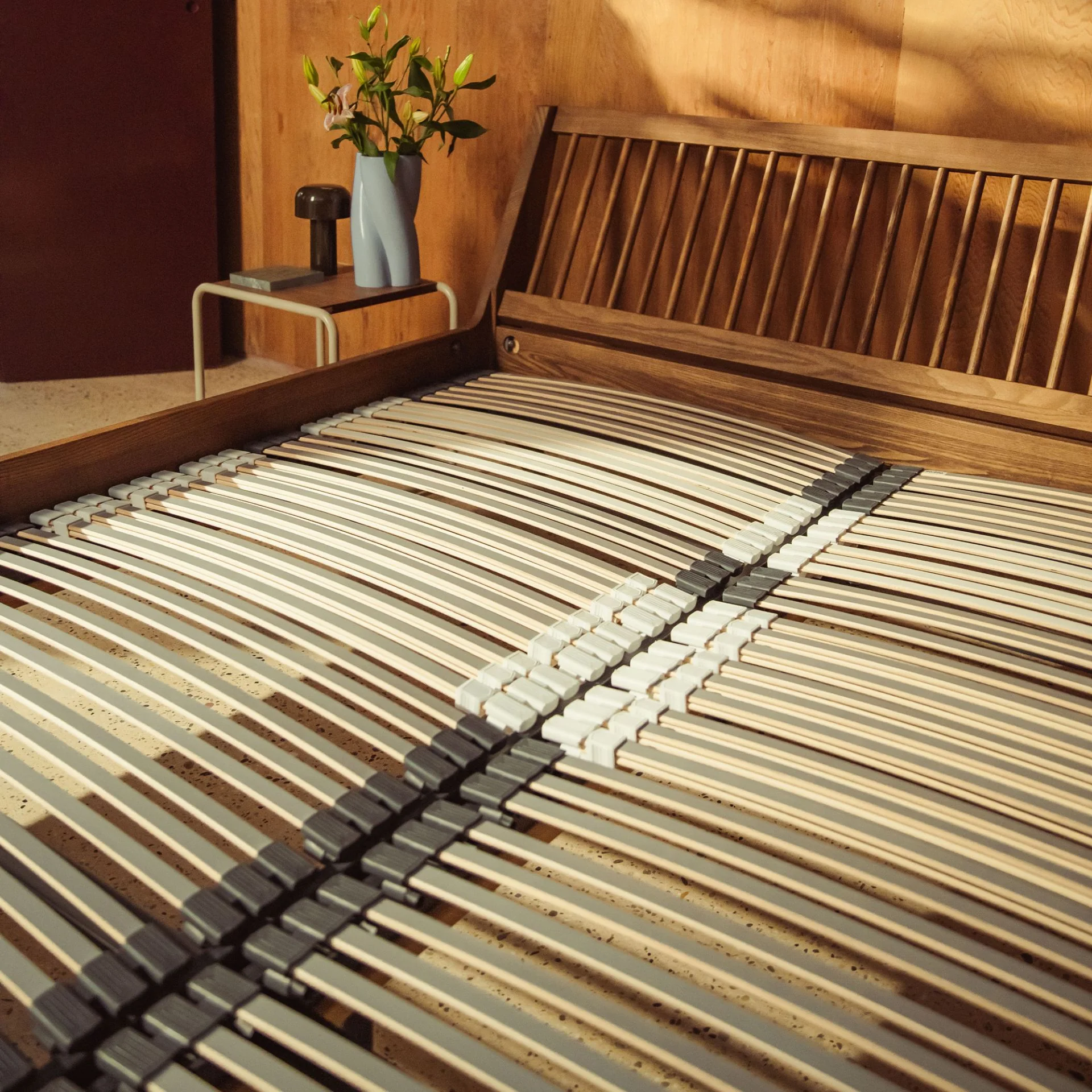 Tuur® Bedframe - Image 4